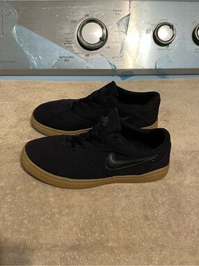 Nike Kids SB Check Size 3Y